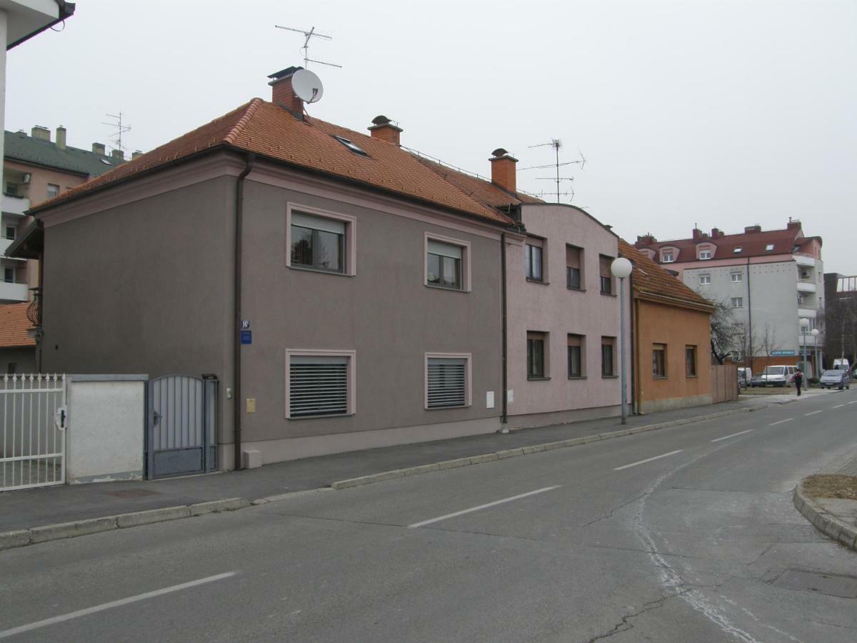 Studio Apartman Vukovic Varazdin Exterior photo