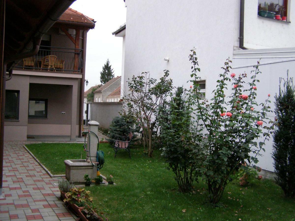 Studio Apartman Vukovic Varazdin Exterior photo